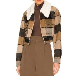 NWT Hadia Jacket House of Harlow